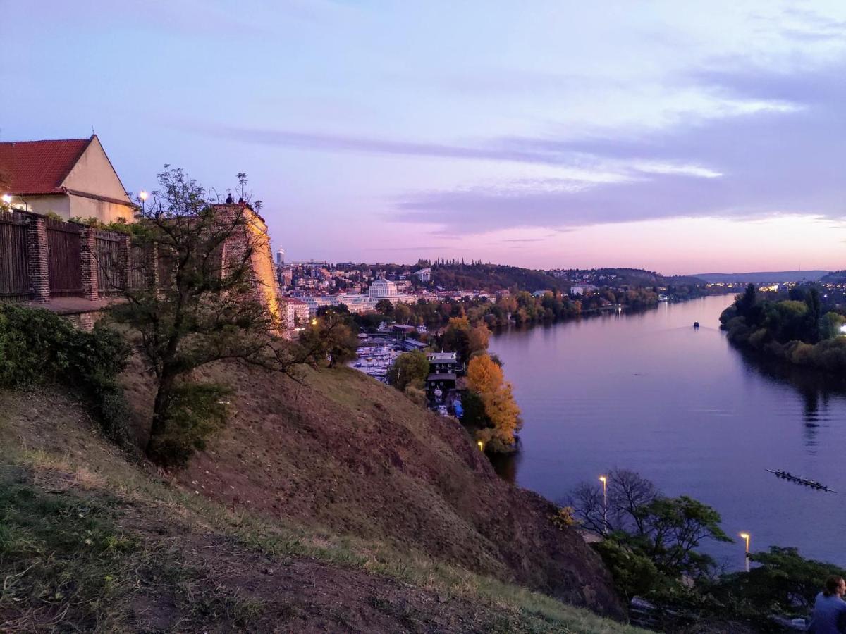 Stela'S Apartments - Vysehrad براغ المظهر الخارجي الصورة
